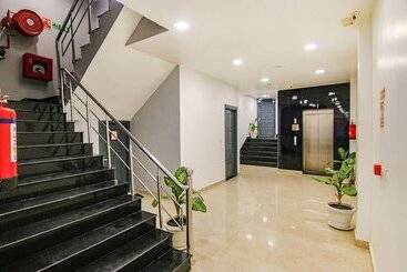 Fabhotel Chawla House