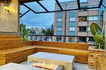 هتل Casa Santafe   Coliving