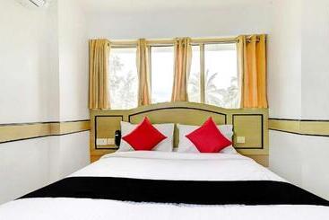 هتل Collection O 75308 Floatel International Beach Resort