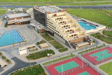 هتل Grand Millennium Tabuk