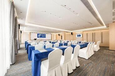 هتل Holiday Inn Express Jinjiang Anhai, An Ihg