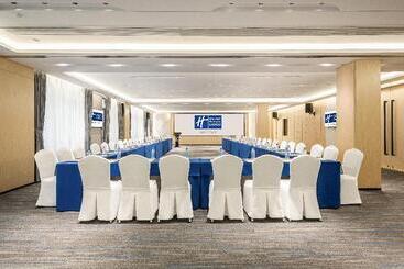 هتل Holiday Inn Express Jinjiang Anhai, An Ihg