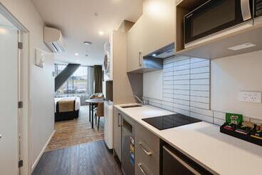 هتل La Quinta By Wyndham Remarkables Park Queenstown