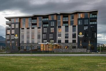 هتل La Quinta By Wyndham Remarkables Park Queenstown