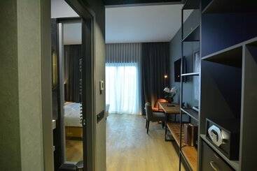 Mk Hotel Tirana