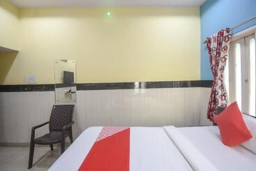 Otel Oyo 76017 Metro Inn