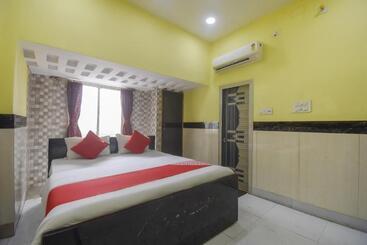 Otel Oyo 76017 Metro Inn
