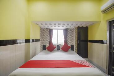 Otel Oyo 76017 Metro Inn