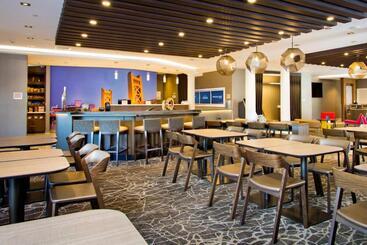 هتل Springhill Suites By Marriott West Sacramento
