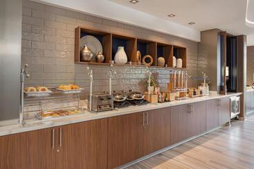 هتل Springhill Suites By Marriott West Sacramento