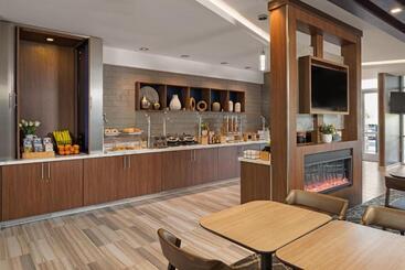 هتل Springhill Suites By Marriott West Sacramento
