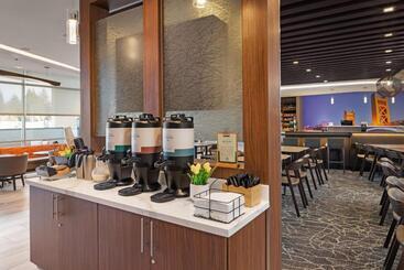 هتل Springhill Suites By Marriott West Sacramento