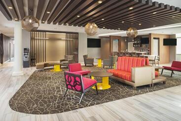 هتل Springhill Suites By Marriott West Sacramento