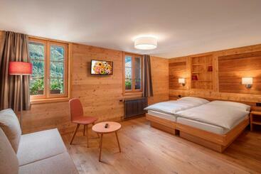 هاستل Nest  Und Bietschhorn