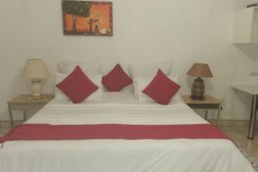 膳宿费 Mihandzu Guest House