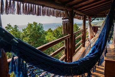 Albergue Explorer   Hostel