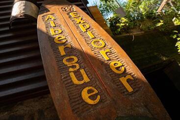 Albergue Explorer   Hostel
