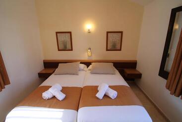 Apartaments Talayot - Cala'n Blanes