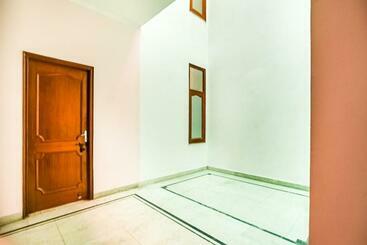 Otel O Royal Inn