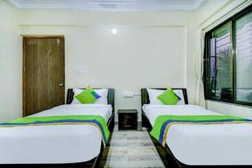 호텔 Treebo Yash Inn Kharadi