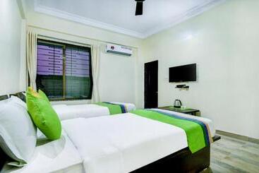 호텔 Treebo Yash Inn Kharadi