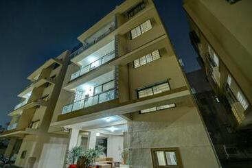 호텔 Treebo Yash Inn Kharadi