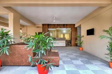 호텔 Treebo Yash Inn Kharadi