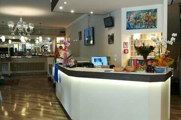 هتل Villa Roma
