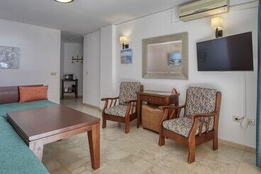 Apartamentos La Jabega