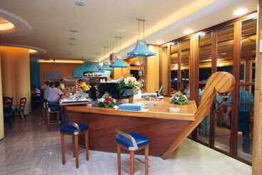Apartamentos La Jabega