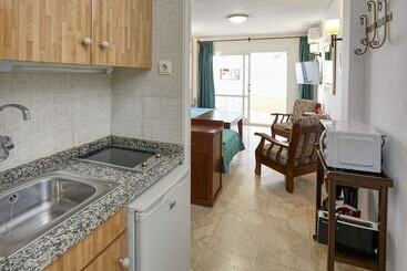 Apartamentos La Jabega