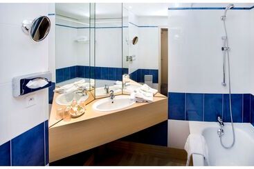هتل Best Western Crequi Lyon Part Dieu