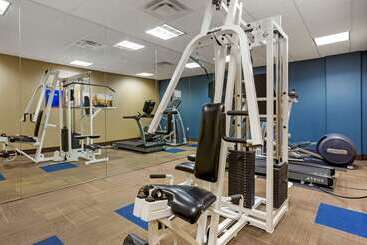 هتل Comfort Inn & Suites Presidential
