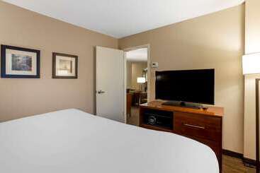 هتل Comfort Inn & Suites Presidential