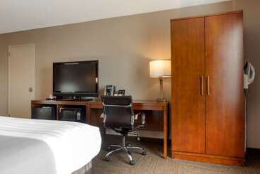 هتل Comfort Inn & Suites Presidential