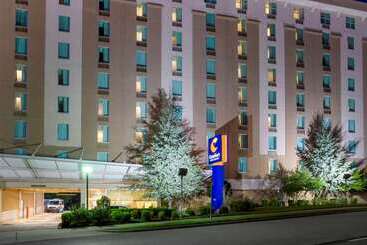 هتل Comfort Inn & Suites Presidential