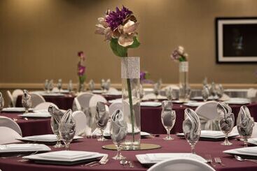 هتل Comfort Inn & Suites Presidential