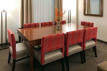 هتل Comfort Inn & Suites Presidential