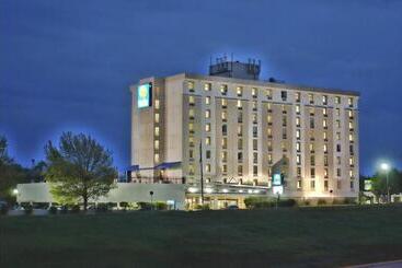 هتل Comfort Inn & Suites Presidential