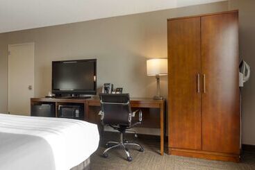 هتل Comfort Inn & Suites Presidential