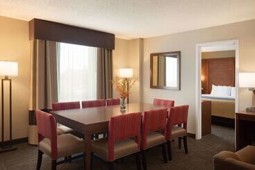 هتل Comfort Inn & Suites Presidential