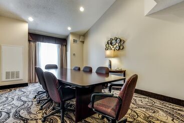 هتل Comfort Suites Dfw Airport