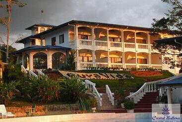 Cristal Ballena Boutique Hotel & Spa