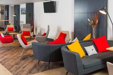 هتل Holiday Inn Express Newport, An Ihg
