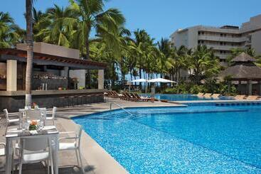 هتل Krystal Grand Nuevo Vallarta