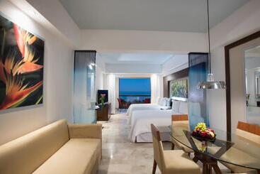هتل Krystal Grand Nuevo Vallarta
