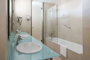 هتل NH Alicante