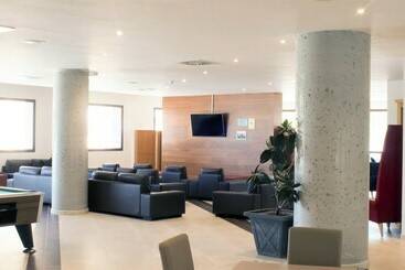 ホテル Ohtels Campo De Gibraltar