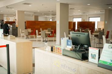 فندق Ohtels Campo De Gibraltar