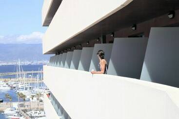 ホテル Ohtels Campo De Gibraltar